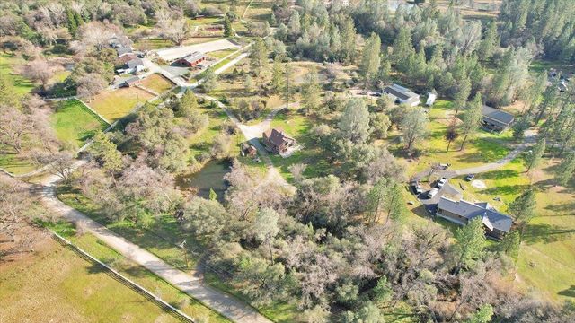 13980 Mountain House Rd, Nevada City, CA 95959