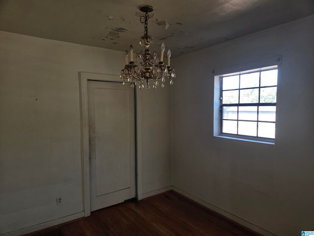 800 CENTER PLACE SW, Birmingham, AL 35211