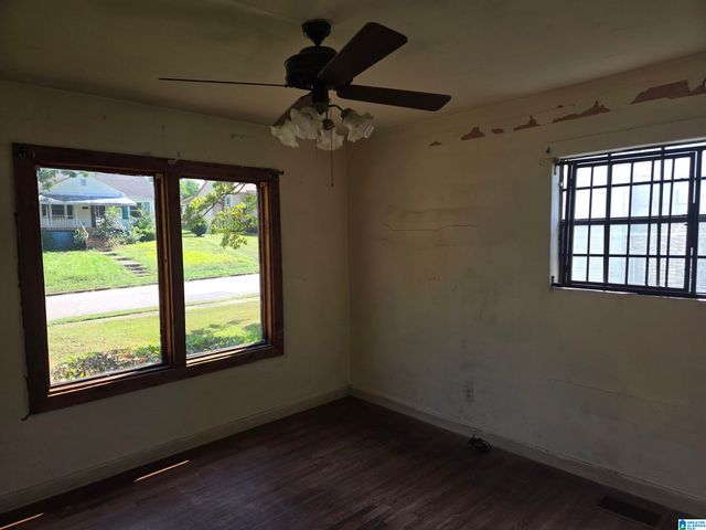 800 CENTER PLACE SW, Birmingham, AL 35211