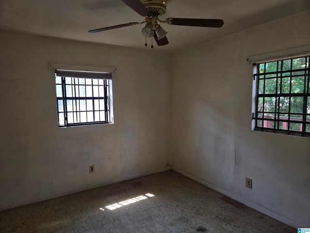 800 CENTER PLACE SW, Birmingham, AL 35211