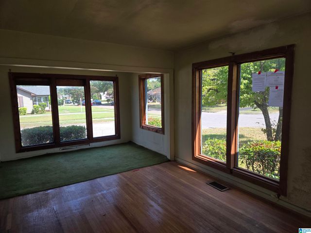 800 CENTER PLACE SW, Birmingham, AL 35211