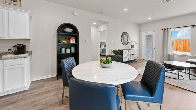 936 Jefferson Way, Sherman, TX 75090