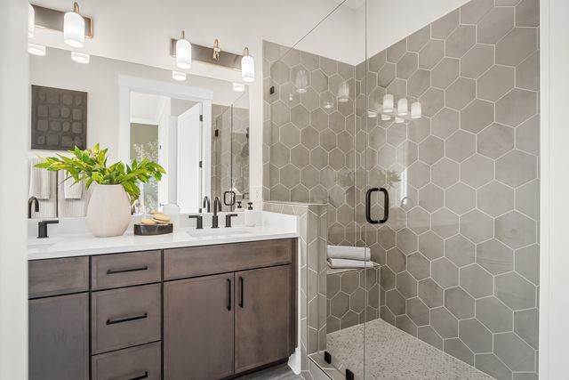 2072 Conductor Ln, Thompsons Station, TN 37179