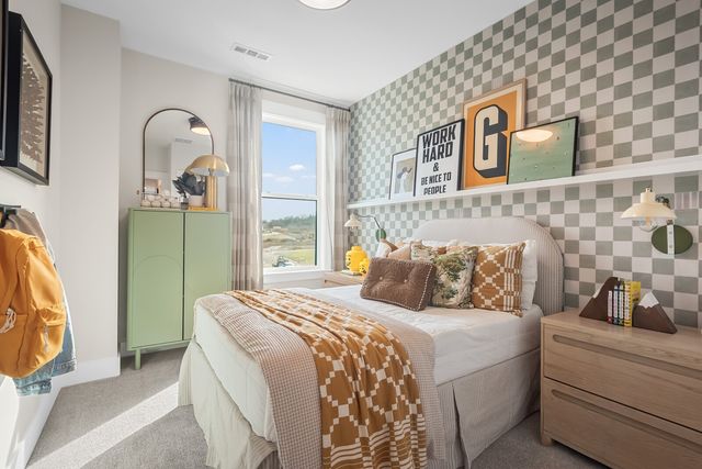 2072 Conductor Ln, Thompsons Station, TN 37179