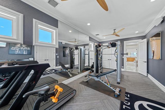2593 SE 8th Street, Pompano Beach, FL 33062