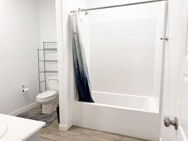 2844 N Vahe Avenue, Fresno, CA 93737