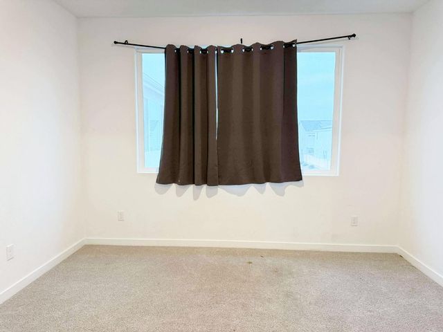 2844 N Vahe Avenue, Fresno, CA 93737