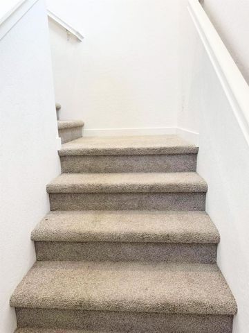 2844 N Vahe Avenue, Fresno, CA 93737