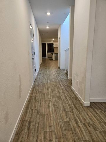 2844 N Vahe Avenue, Fresno, CA 93737