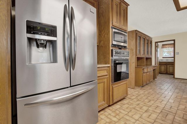 1714 Coe Road, Pinehurst, TX 77362