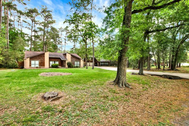 1714 Coe Road, Pinehurst, TX 77362