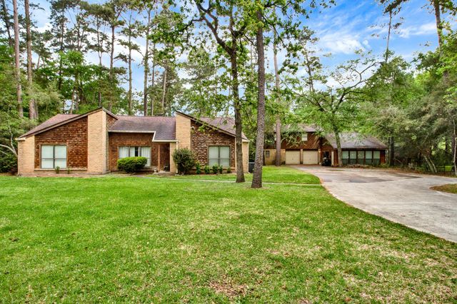 1714 Coe Road, Pinehurst, TX 77362