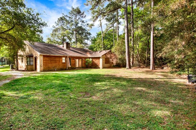 1714 Coe Road, Pinehurst, TX 77362