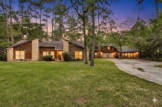 1714 Coe Road, Pinehurst, TX 77362