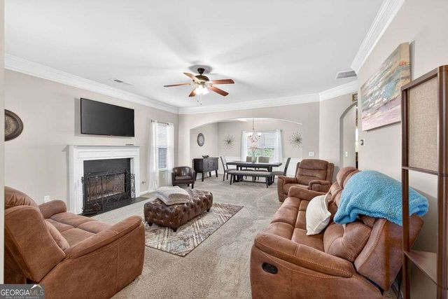 4194 Potomac Walk Court, Loganville, GA 30052