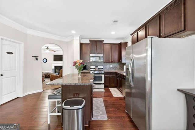 4194 Potomac Walk Court, Loganville, GA 30052