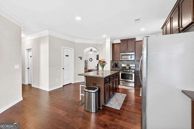 4194 Potomac Walk Court, Loganville, GA 30052