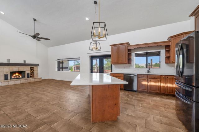 11071 N Paisano Avenue, Tucson, AZ 85742