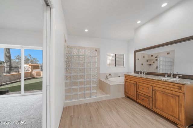 11071 N Paisano Avenue, Tucson, AZ 85742