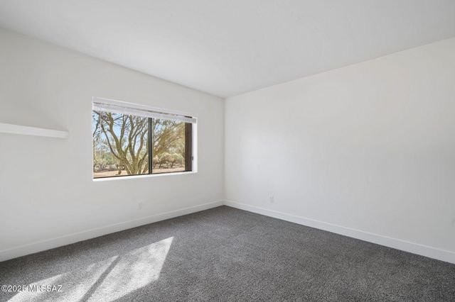 11071 N Paisano Avenue, Tucson, AZ 85742