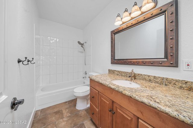 11071 N Paisano Avenue, Tucson, AZ 85742