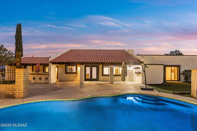 11071 N Paisano Avenue, Tucson, AZ 85742