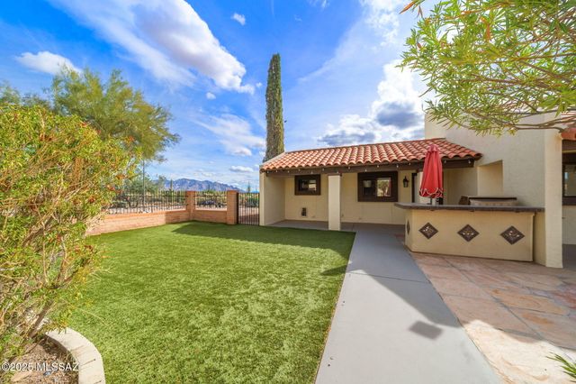 11071 N Paisano Avenue, Tucson, AZ 85742