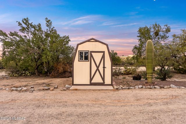 11071 N Paisano Avenue, Tucson, AZ 85742