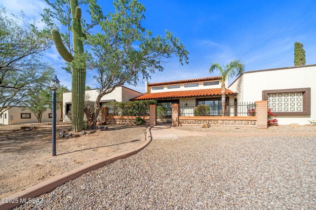 11071 N Paisano Avenue, Tucson, AZ 85742