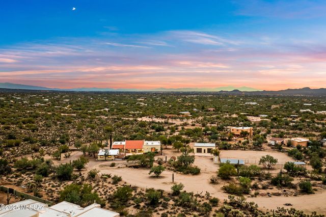 11071 N Paisano Avenue, Tucson, AZ 85742