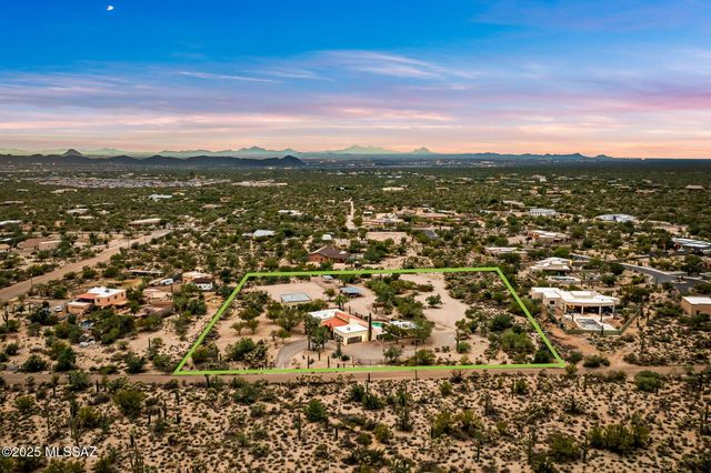 11071 N Paisano Avenue, Tucson, AZ 85742