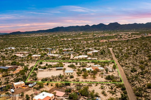 11071 N Paisano Avenue, Tucson, AZ 85742