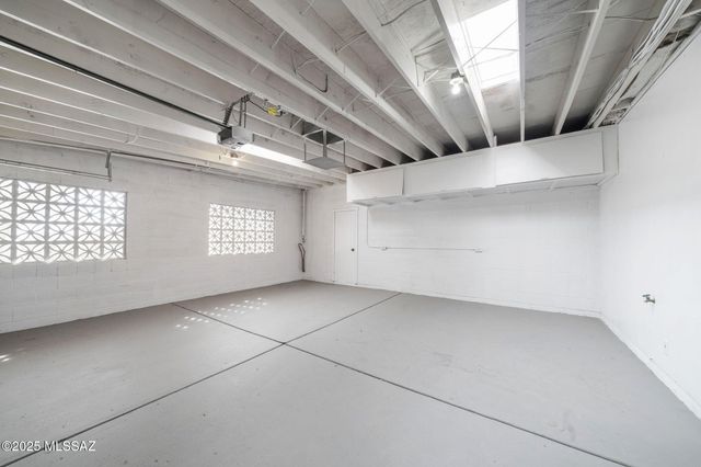 11071 N Paisano Avenue, Tucson, AZ 85742