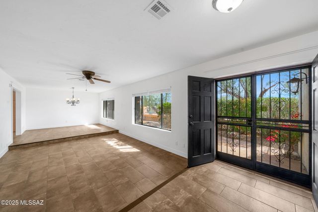 11071 N Paisano Avenue, Tucson, AZ 85742