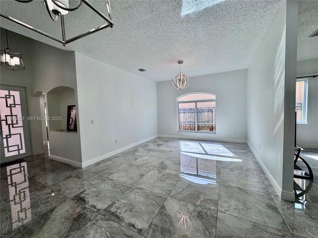 382 NE 19th Ave, Homestead, FL 33033