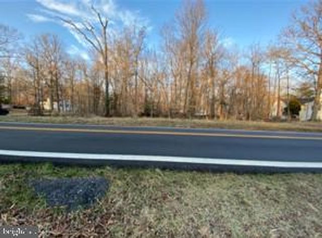 7716 SURRATTS RD, Clinton, MD 20735