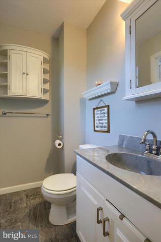 4621 ABBINGTON DR, Harrisburg, PA 17109