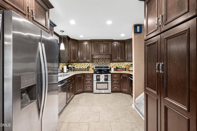 204 Forest Landing Drive, Garner, NC 27529