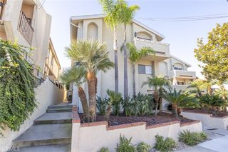 107 S Helberta Avenue 4, Redondo Beach, CA 90277