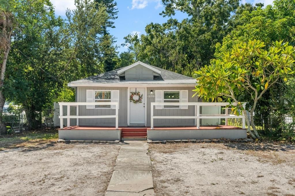 1608 7TH AVENUE E, Bradenton, FL 34208