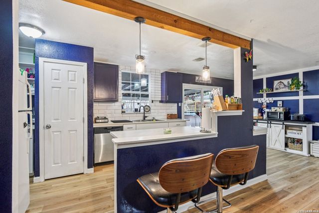 6267 Apple Valley, San Antonio, TX 78242