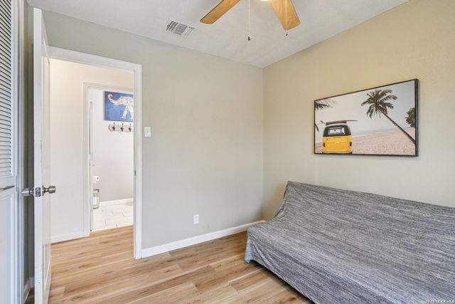 6267 Apple Valley, San Antonio, TX 78242