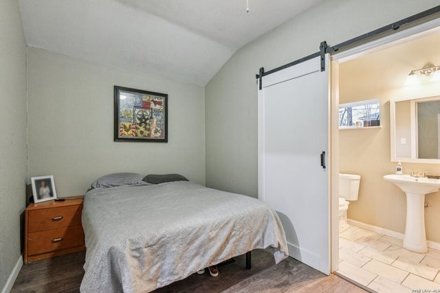 6267 Apple Valley, San Antonio, TX 78242