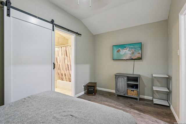 6267 Apple Valley, San Antonio, TX 78242