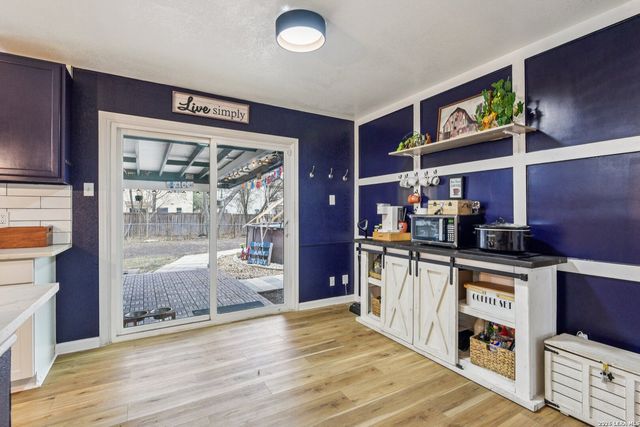 6267 Apple Valley, San Antonio, TX 78242