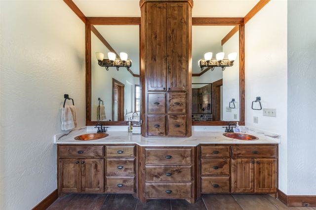 1281 County Road 3113, Jacksonville, TX 75766