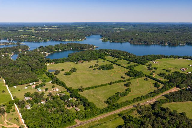 1281 County Road 3113, Jacksonville, TX 75766