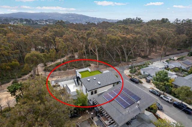 9455 Poole Street, La Jolla, CA 92037