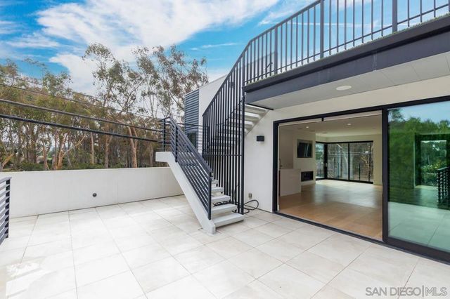 9455 Poole Street, La Jolla, CA 92037