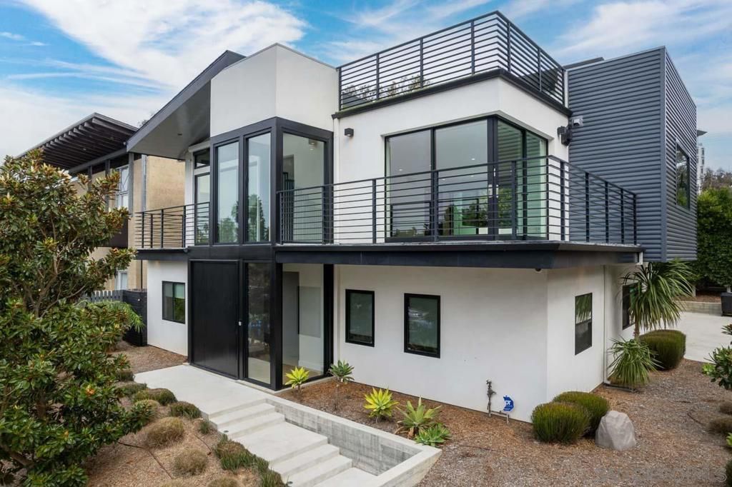 9455 Poole Street, La Jolla, CA 92037